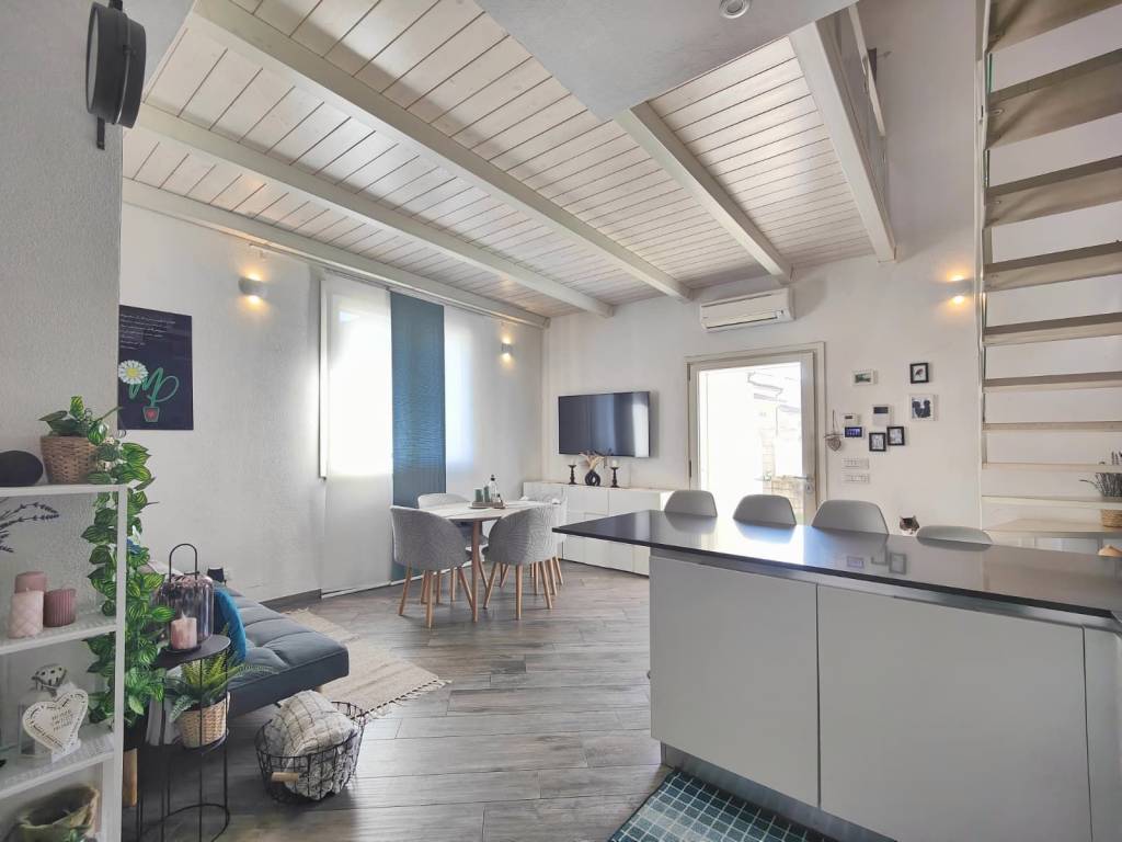 Villa a Prato in Via Achille Grandi - Foto 4