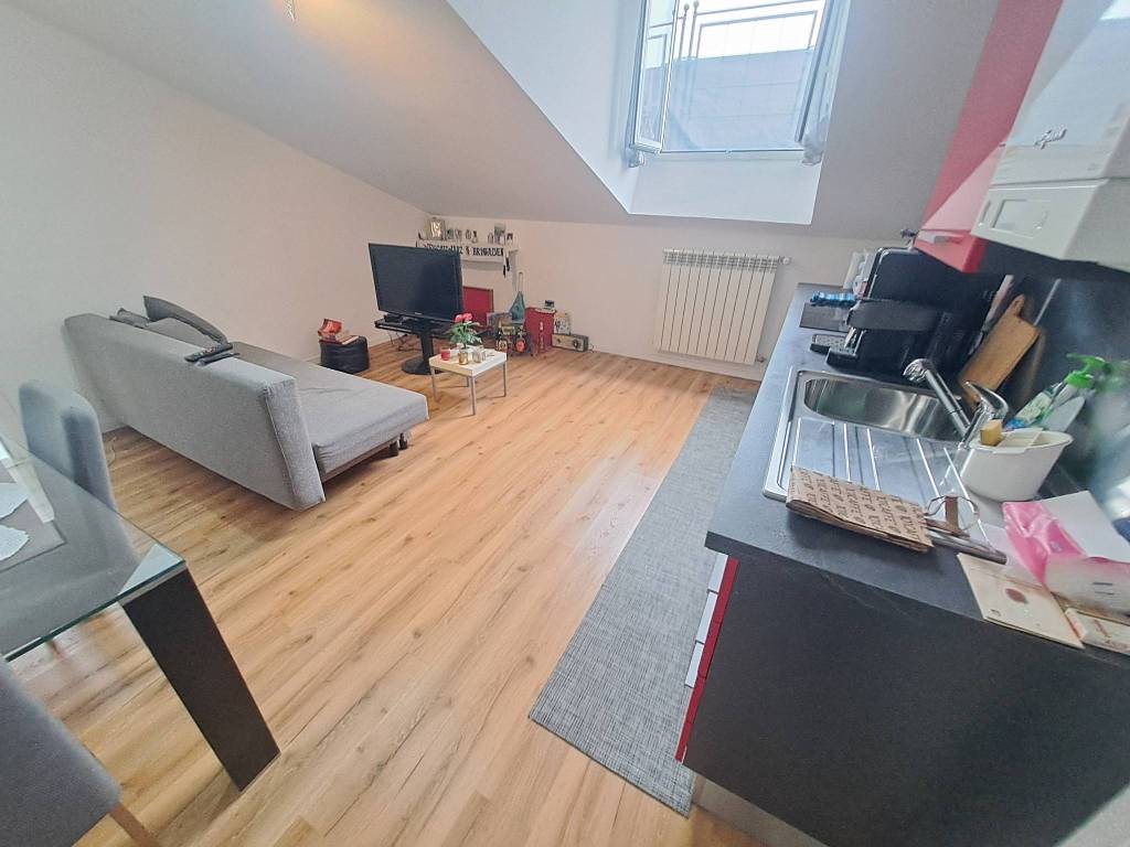 Attico / mansarda a Bergamo in Via San Bernardino, 145 - Foto 2