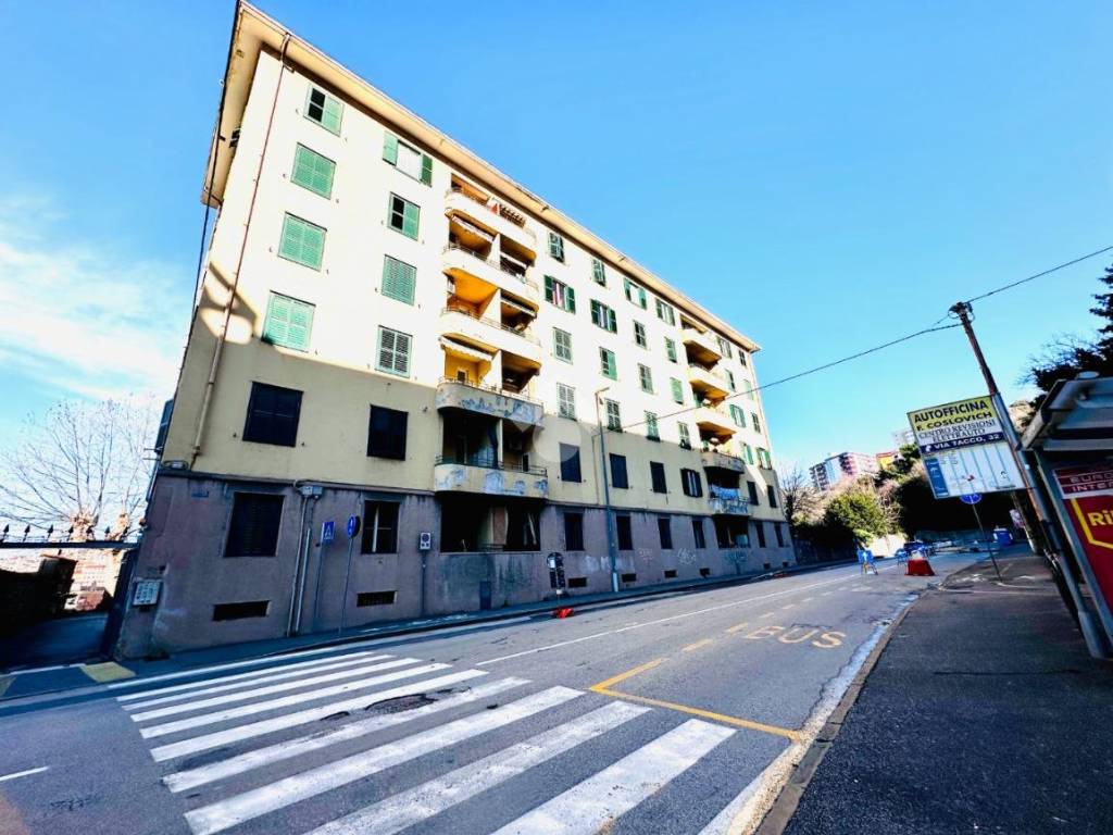 Appartamento a Trieste in Via bartolomeo d' alviano, 13 - Foto 2
