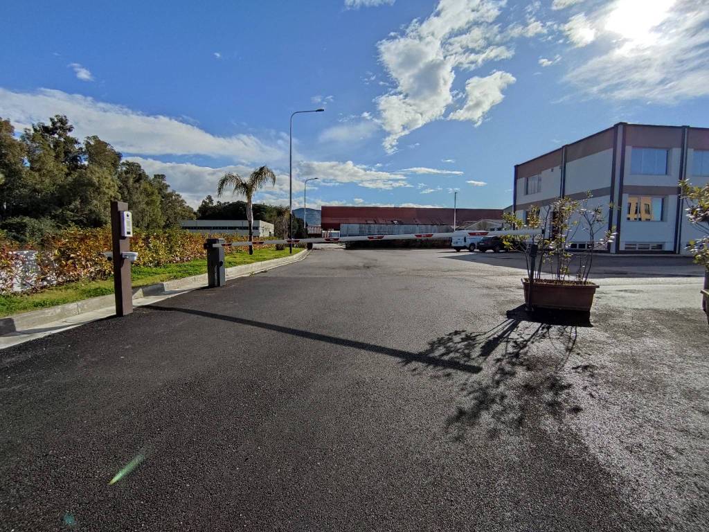 Immobile a Caserta in Viale Melvin Jones - Foto 2