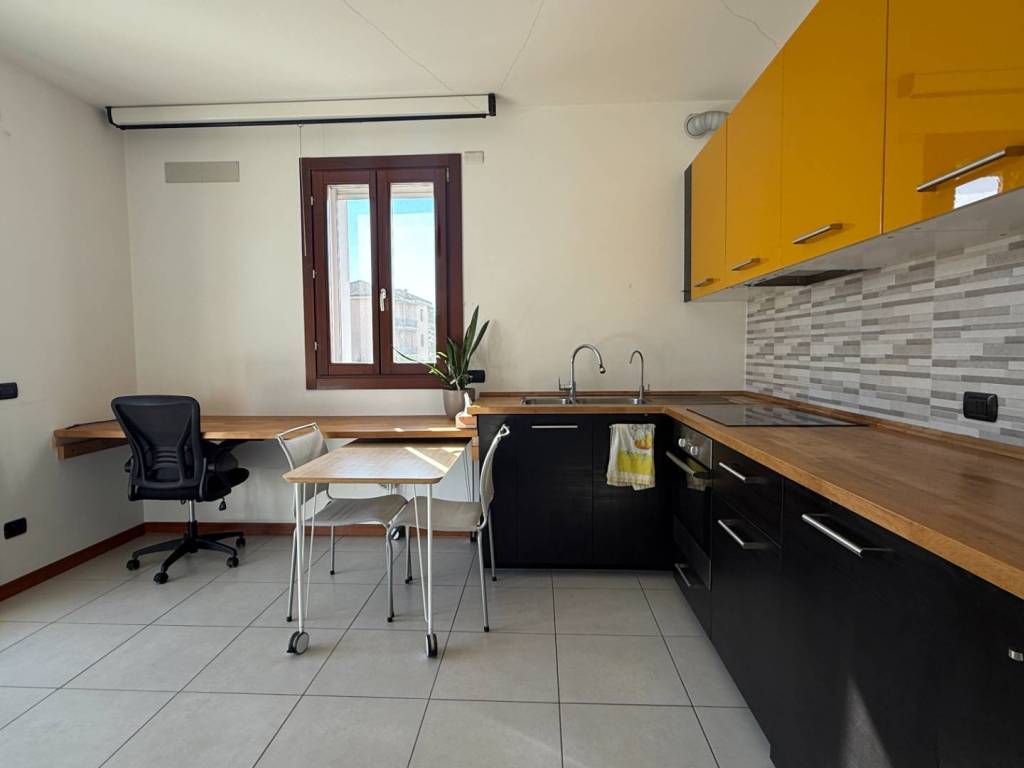 Appartamento a Cesate in Via Manzoni, 6 - Foto 5