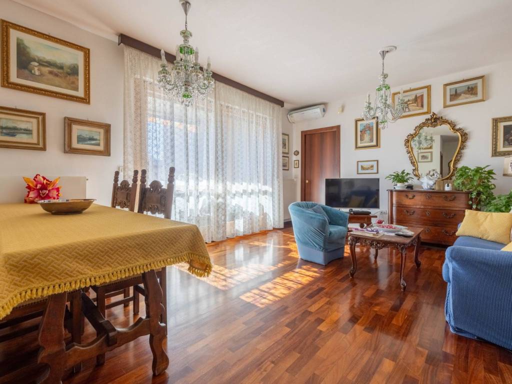 Appartamento a Casalecchio di reno in Via Cardinale Giacomo Lercaro, 5 - Foto 2