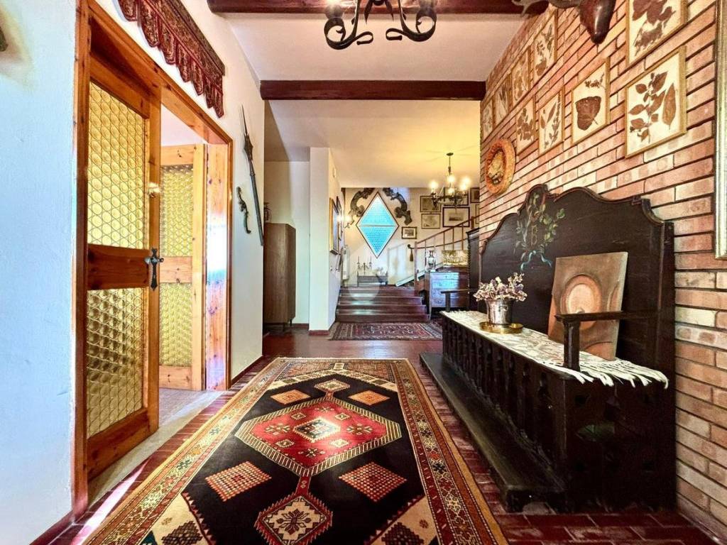 Villa a Valdobbiadene in Via Riva Borela, 4 - Foto 2