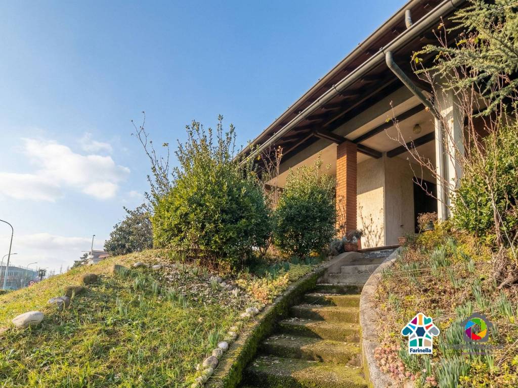 Villa a Desio in Via Mario Michelini, 14 - Foto 3