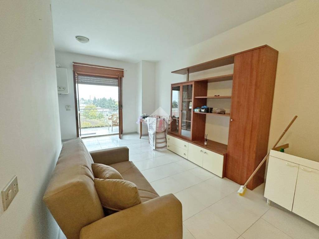 Appartamento a Foggia in Via Raffaele Nannarone, 11 - Foto 3