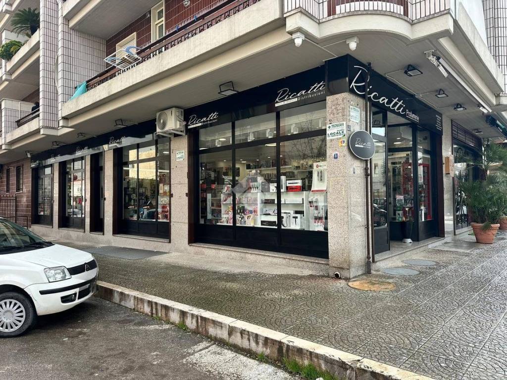 Immobile a Cerignola in Viale Giuseppe Divittorio, 48 - Foto 2