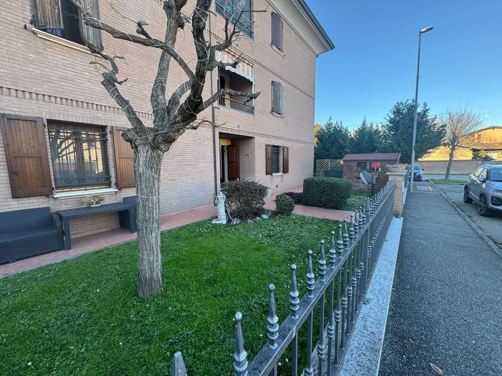 Appartamento a Crevalcore in Via Panerazzi, 659 - Foto 2