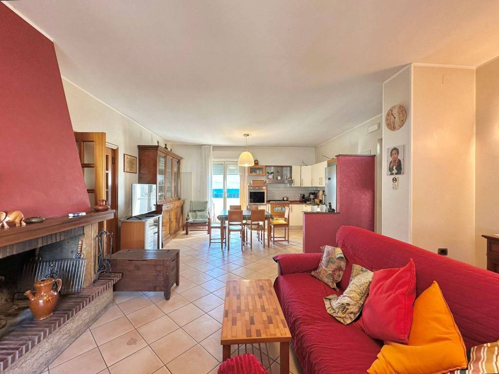 Appartamento a Montesilvano in Via Caduti di Via d'Amelio - Foto 5