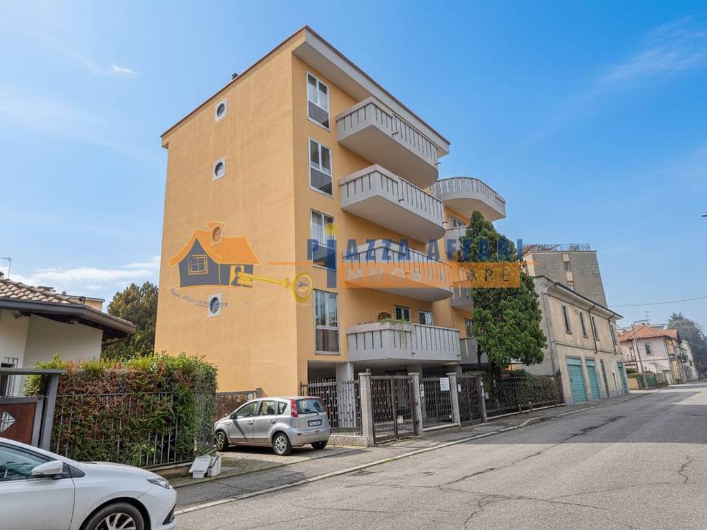 Appartamento a Gallarate in via Agnelli, 13 - Foto 4