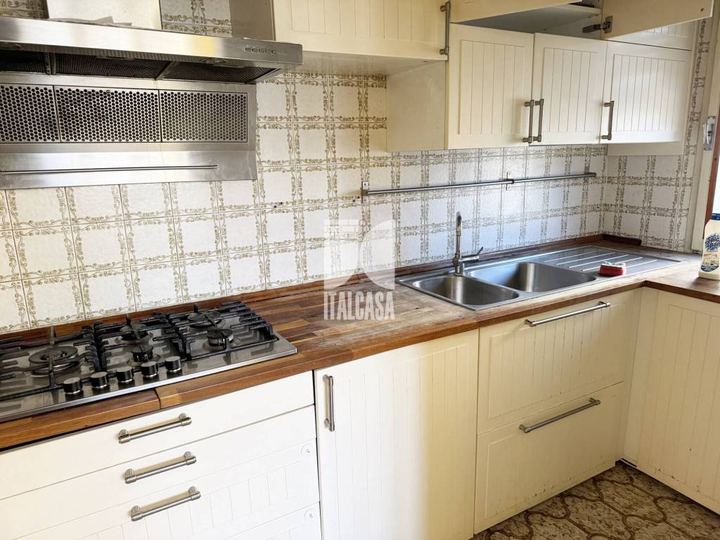 Villa a Porto mantovano in Via A. De Amicis, 4 - Foto 4