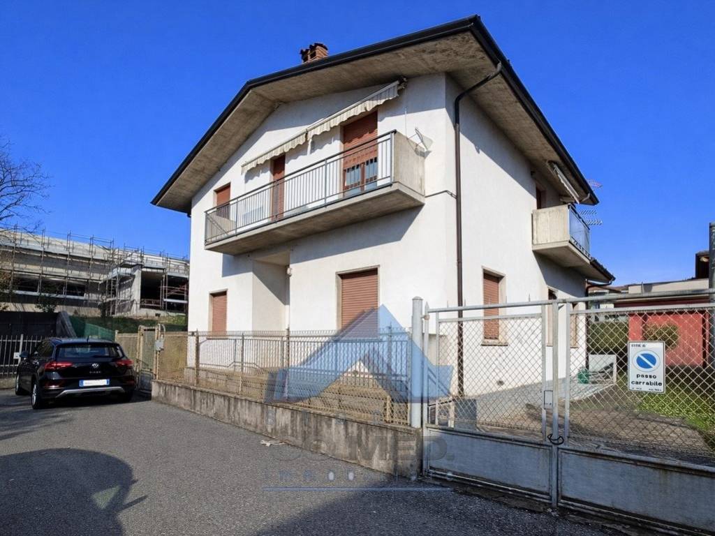 Villa a Seriate in Via Palma Il Vecchio, 14 - Foto 4