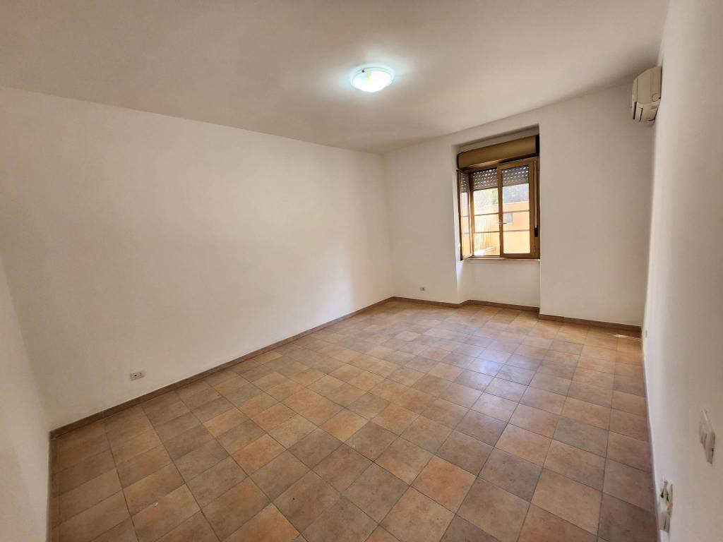 Immobile a Latina in Via Ulpiano, 1 - Foto 2