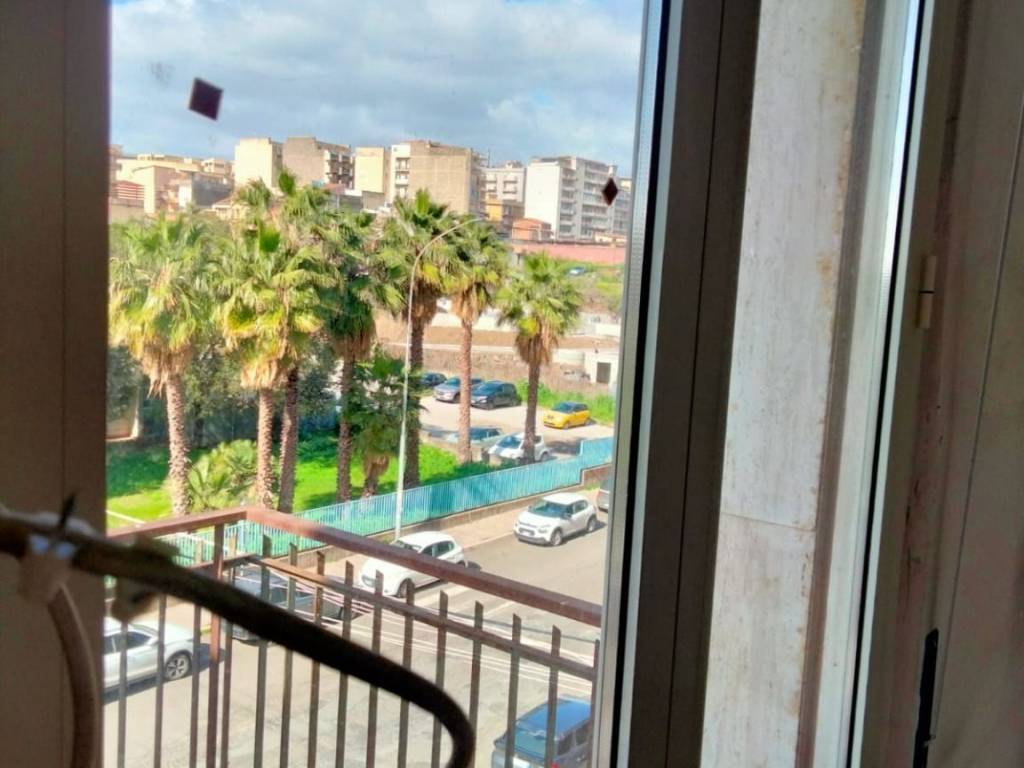 Appartamento a Catania in Viale delle Medaglie d'Oro - Foto 4