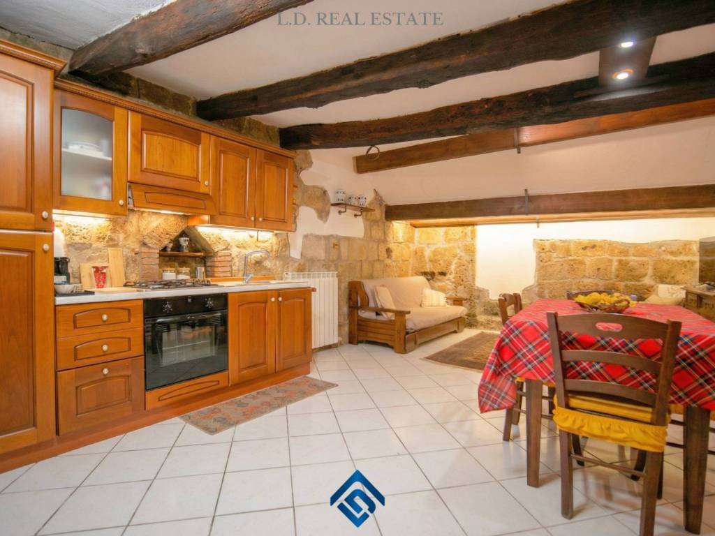 Appartamento a Capranica in Vicolo Arco Giglietti - Foto 2