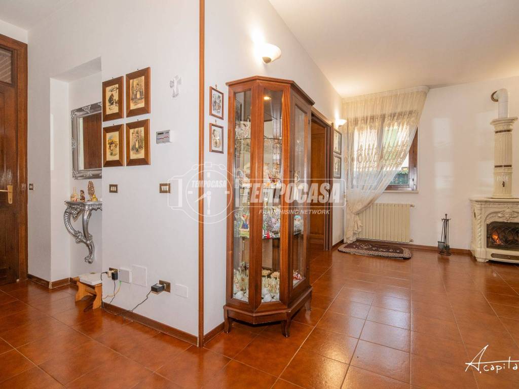 Villetta a schiera a Quattro castella in Via Papa Giovanni XXIII, Montecavolo 29//1 - Foto 2