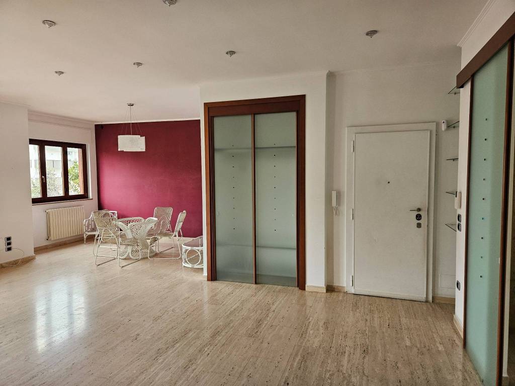 Appartamento a Trani in Corso Alcide De Gasperi - Foto 2