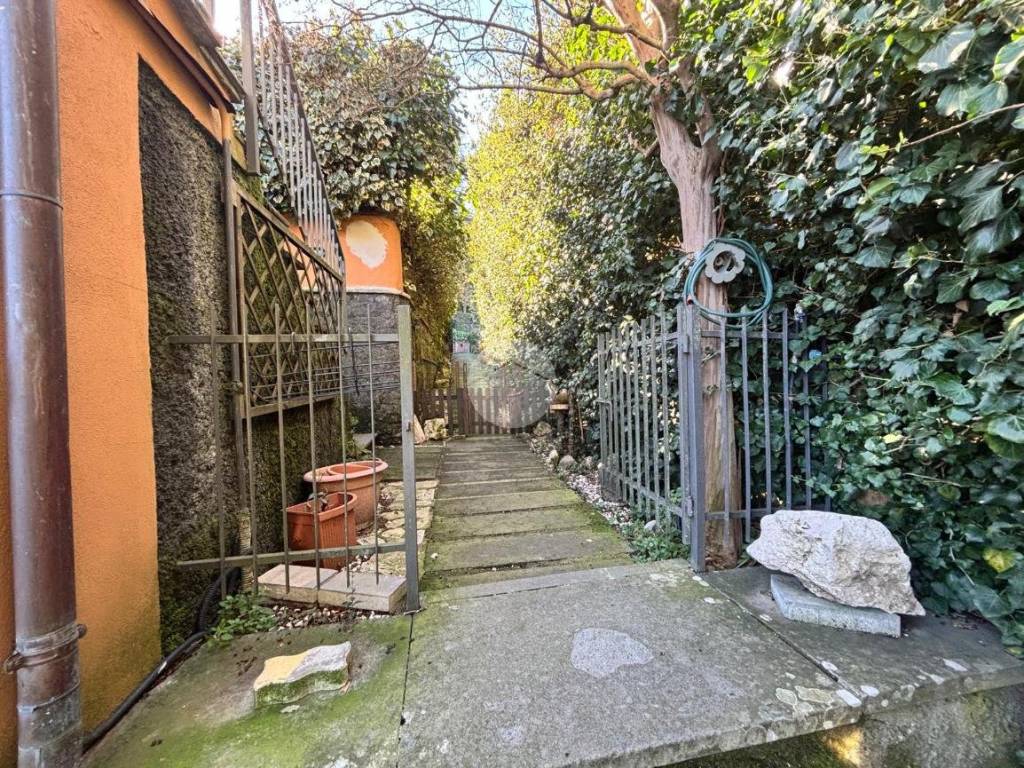 Villa a Viterbo in Via Po, 22 - Foto 3