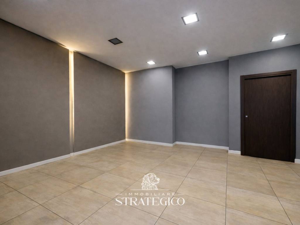 Immobile a Borgomanero in Corso Sempione - Foto 2