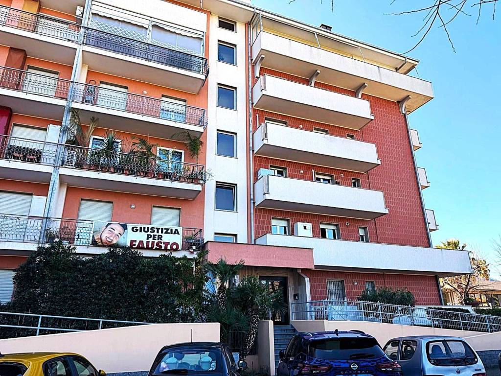 Appartamento a Albenga in Via Valle d'Aosta, 14 - Foto 2