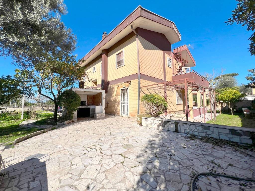 Villa a Anzio in Via Caravaggio - Foto 2