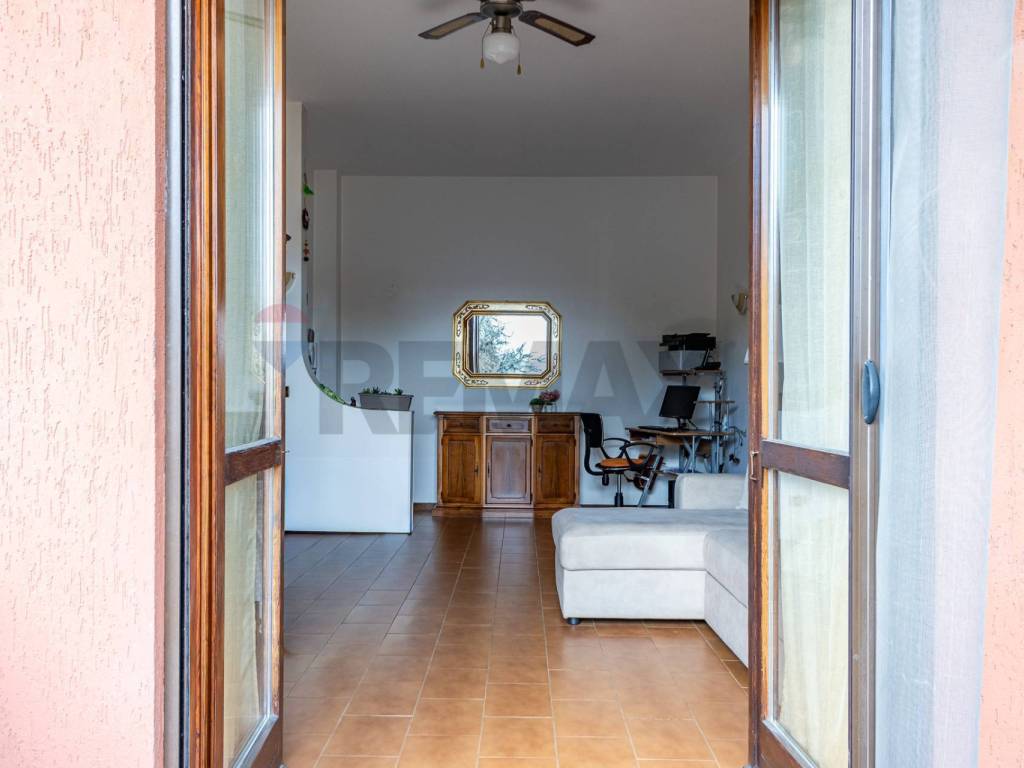 Appartamento a Besana in brianza in VIA SANT'ANTONIO, 9 - Foto 5