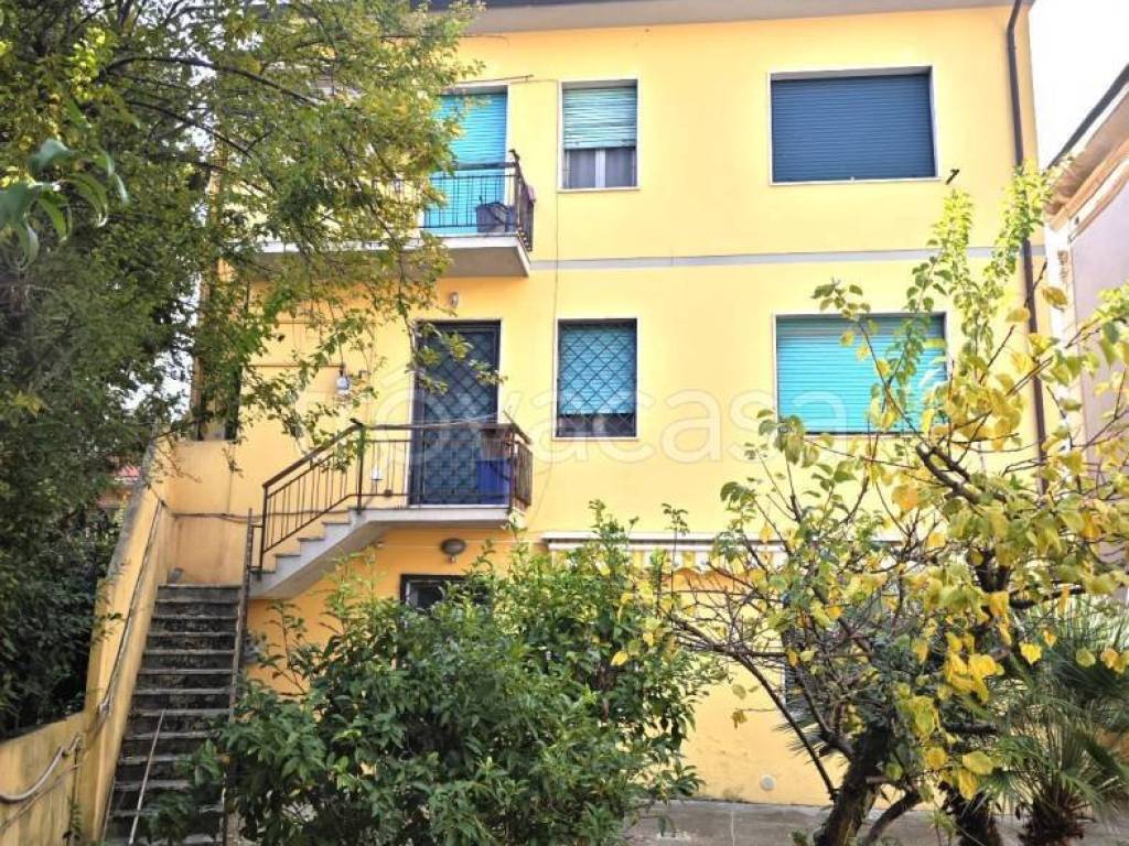 Appartamento a Pisa in Via Giuseppe Montanelli - Foto 5