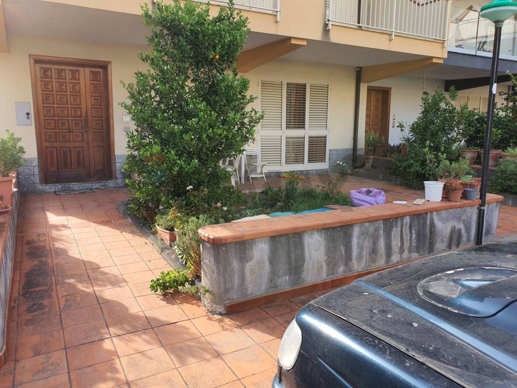 Casa indipendente a Furci siculo in VIA CESARE BATTISTI, 246 - Foto 2