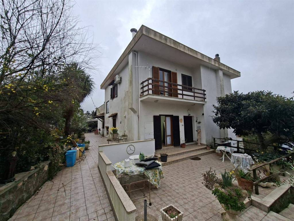 Villa a Nemi in Via Fragole - Foto 3
