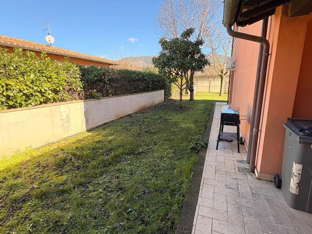 Appartamento a Foligno in Via Lisbona, 7 - Foto 2