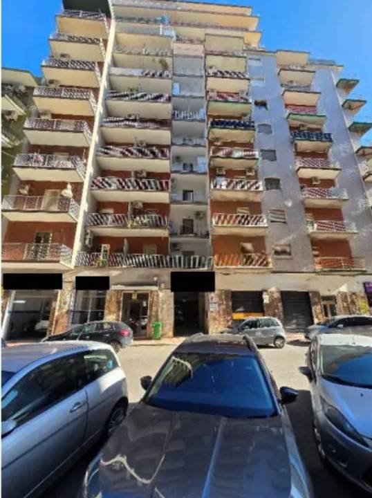 Appartamento a Taranto in Via Generale Giuseppe Messina - Foto 2