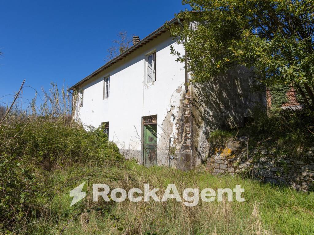 Rustico / casale a Lucca in Via Parco della Rimembranza - Foto 4