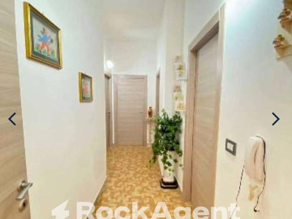 Appartamento a Casarano in Via Canova, 131 - Foto 3