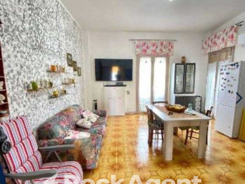 Appartamento a Casarano in Via Canova, 131 - Foto 5