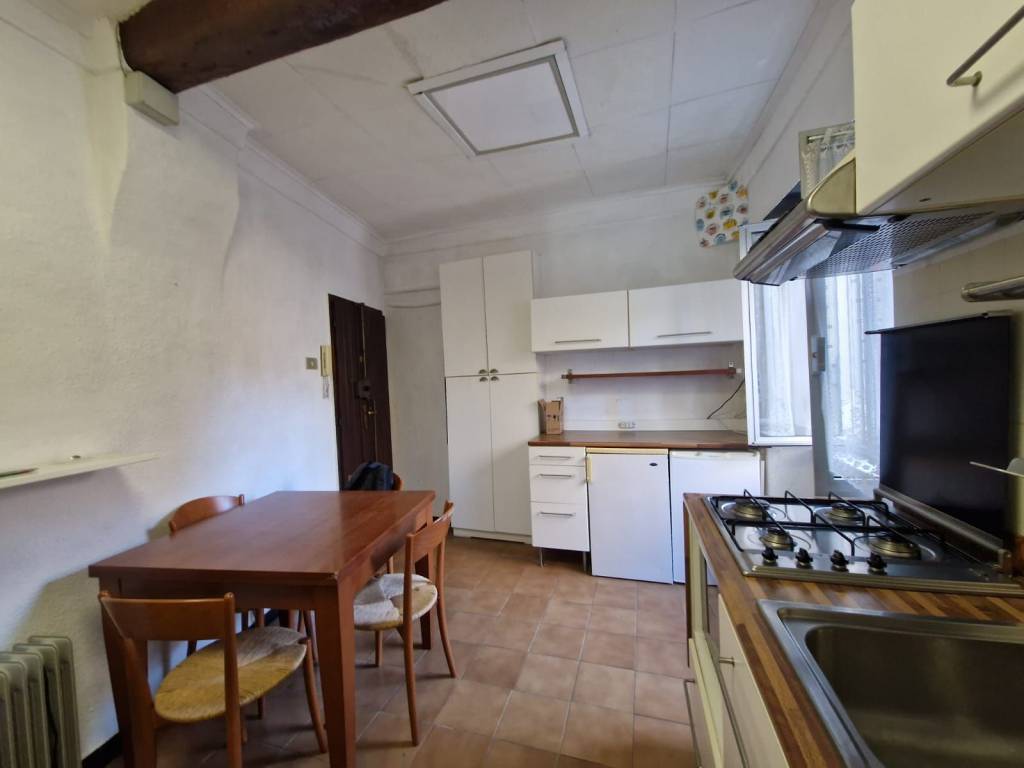 Appartamento a Genova in Via Monte Cimone - Foto 2