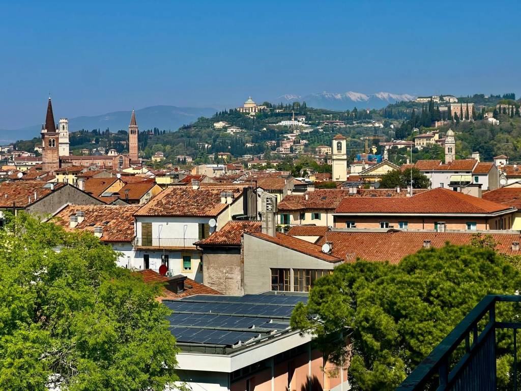 Appartamento a Verona in Via Campofiore - Foto 2