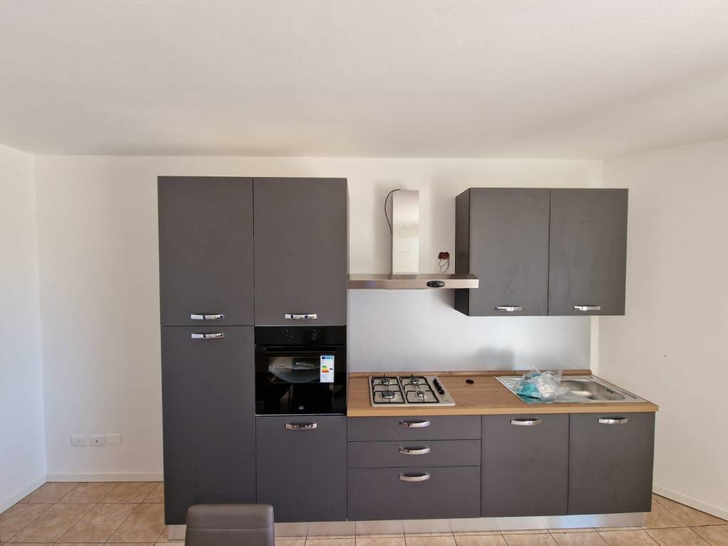 Appartamento a Isola rizza - Foto 2