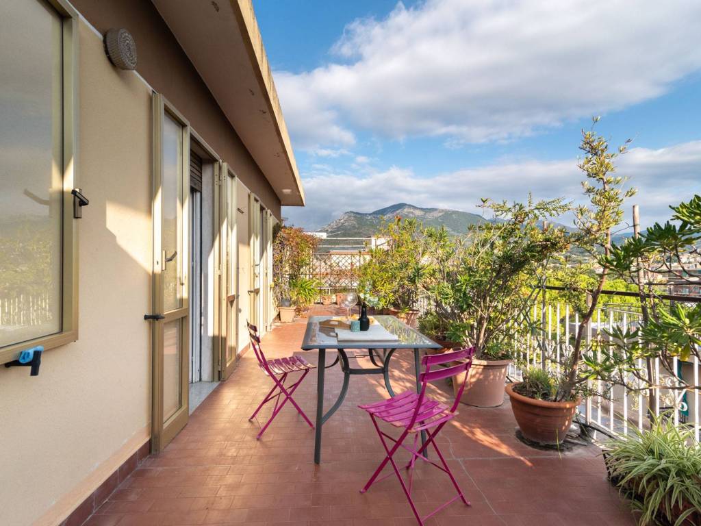 Attico / mansarda a Borghetto santo spirito in Via Tevere - Foto 2