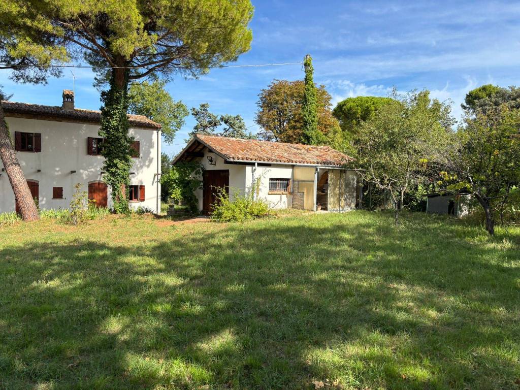 Rustico / casale a Fano in Strada Provinciale Novilara Fenile - Foto 3