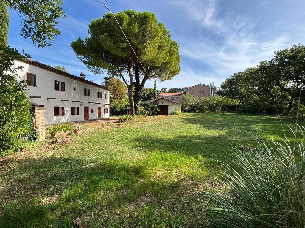 Rustico / casale a Fano in Strada Provinciale Novilara Fenile - Foto 4