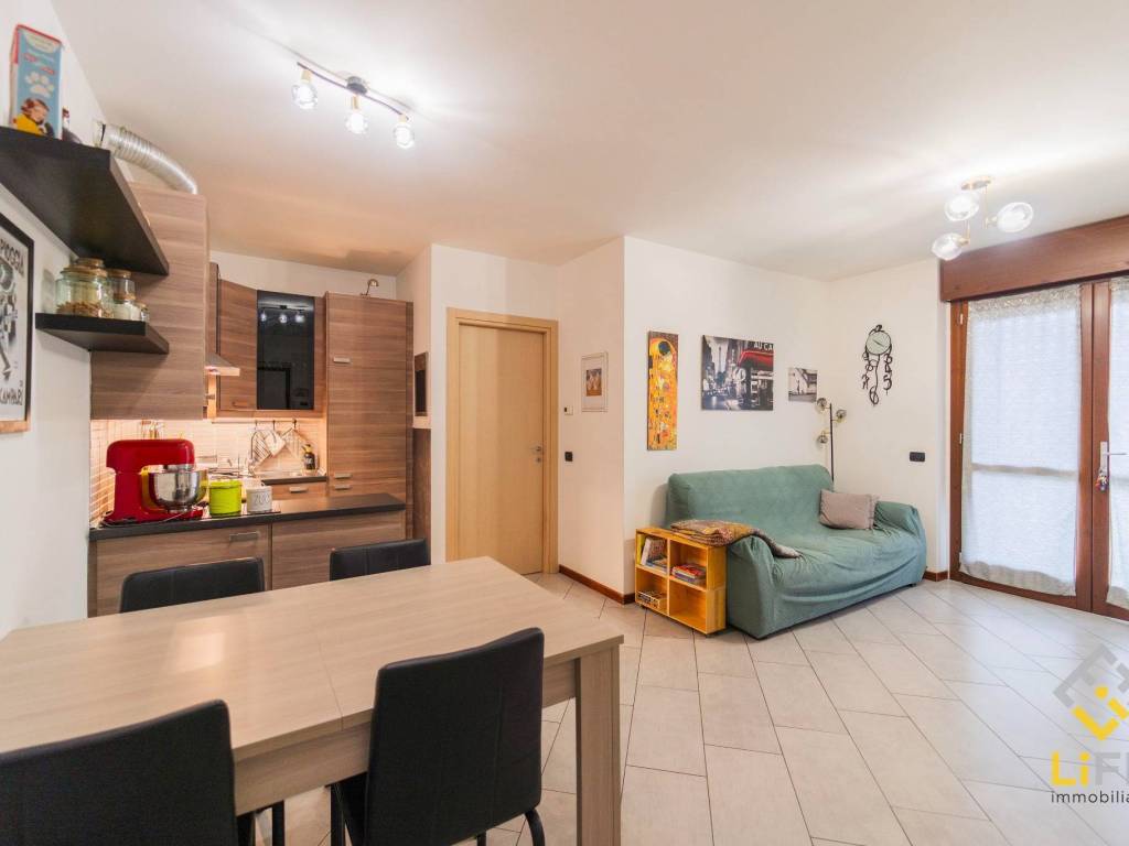 Appartamento a Galliate in Via 2 Giugno - Foto 3