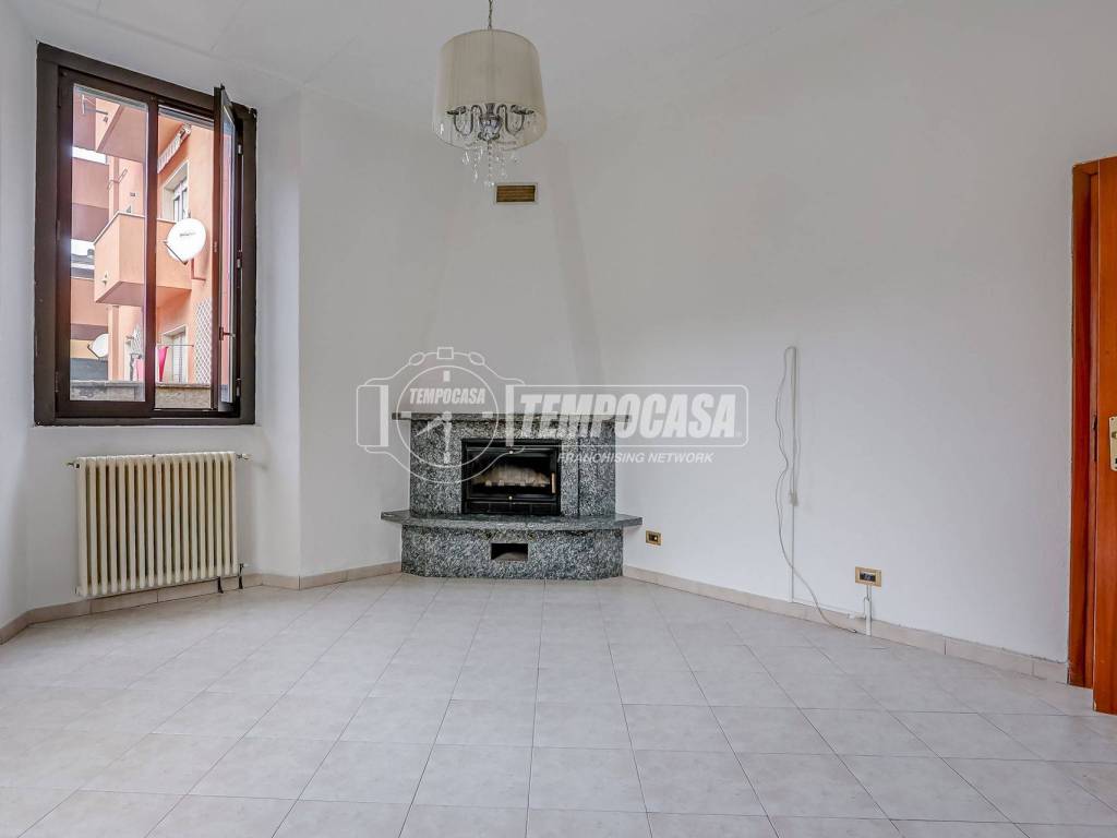 Appartamento a Luino in Via Creva 103 - Foto 5
