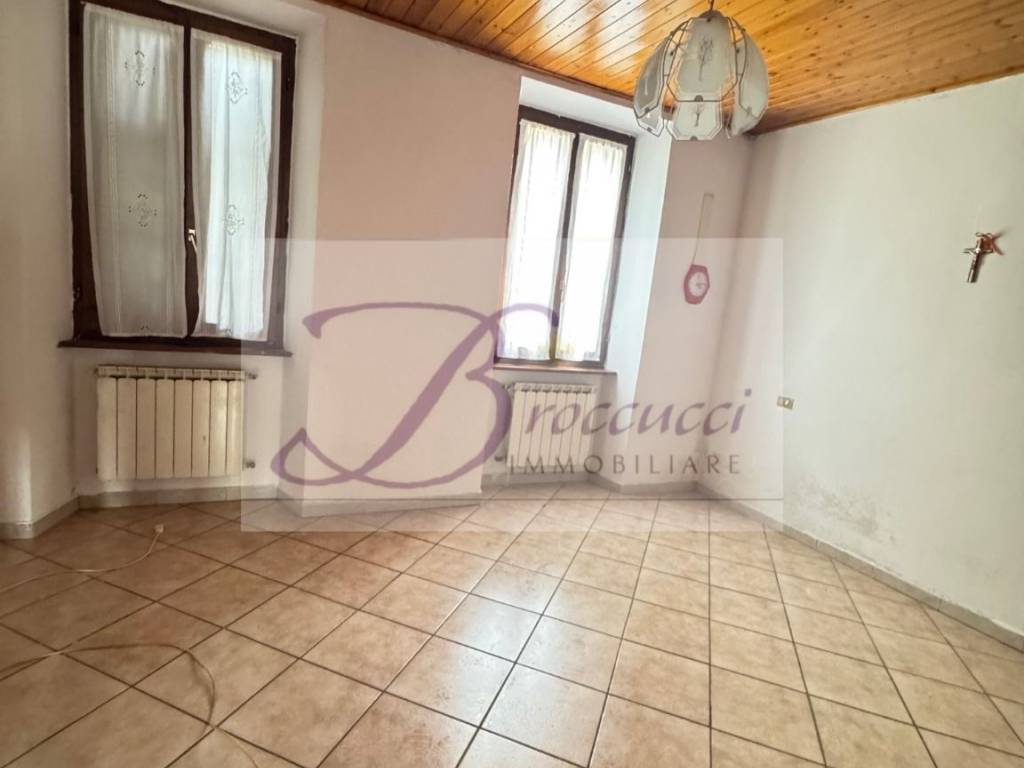 Palazzo / stabile a Cuasso al monte - Foto 5