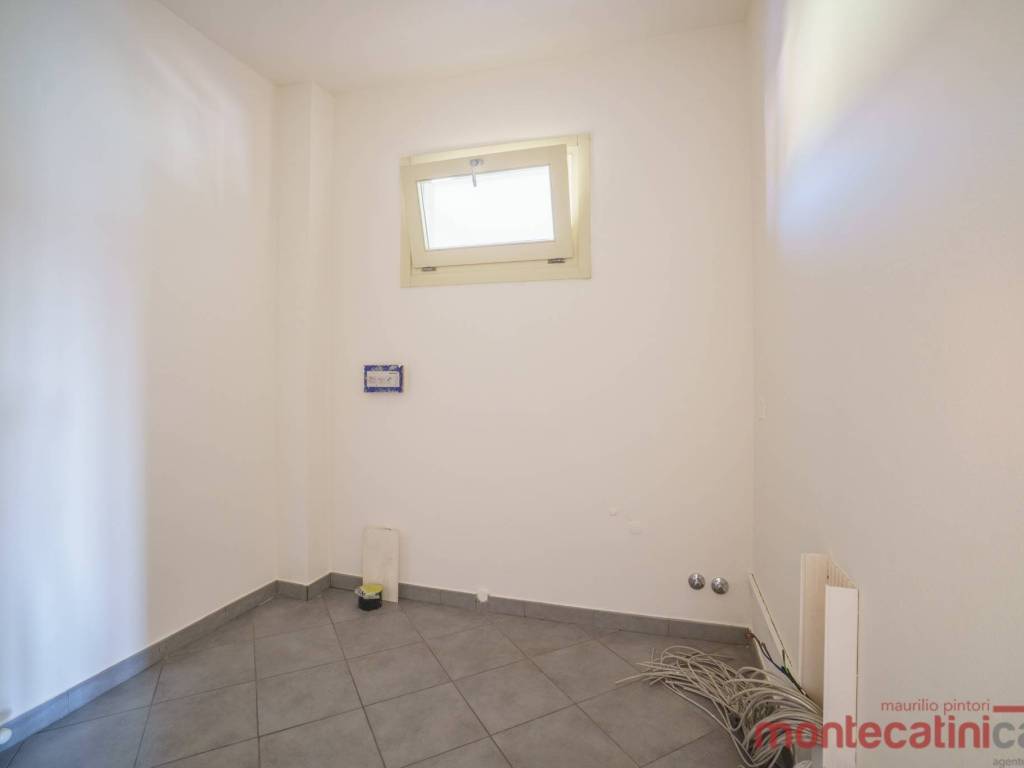 Appartamento a Montecatini-terme in Viale Ugo Foscolo - Foto 3