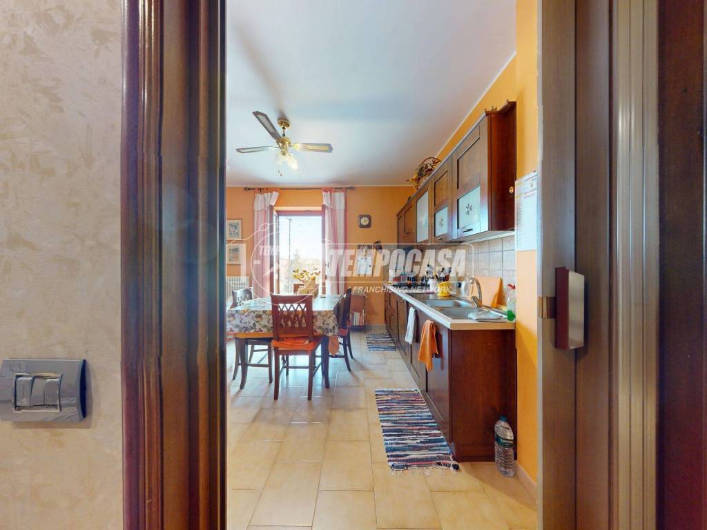 Appartamento a Verduno in Via Carlo Alberto 12 - Foto 5