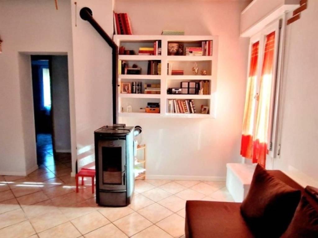 Appartamento a Alto reno terme in Via Fratelli Cervi - Foto 4