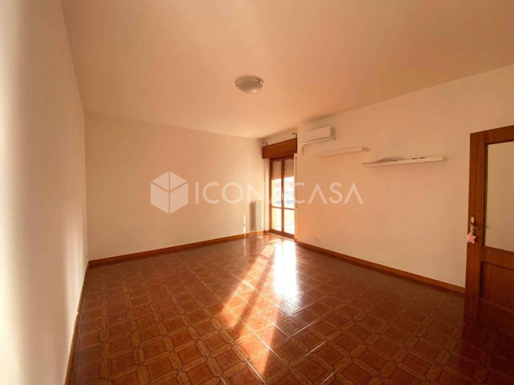 Appartamento a Modugno in Via Enrico Fermi - Foto 2