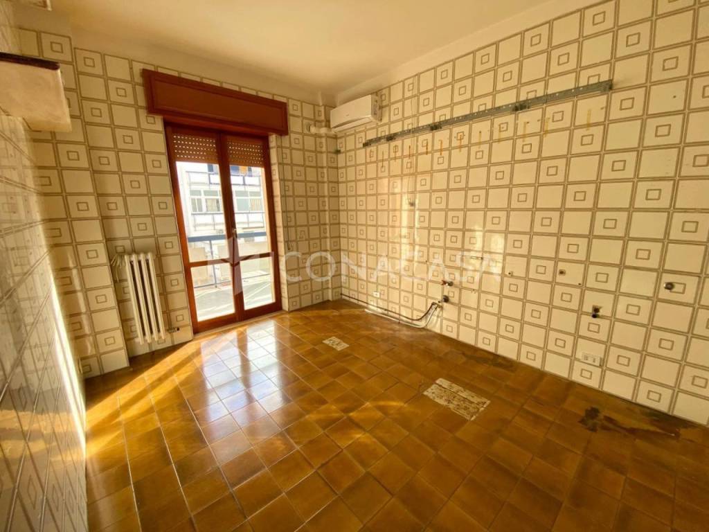 Appartamento a Modugno in Via Enrico Fermi - Foto 4