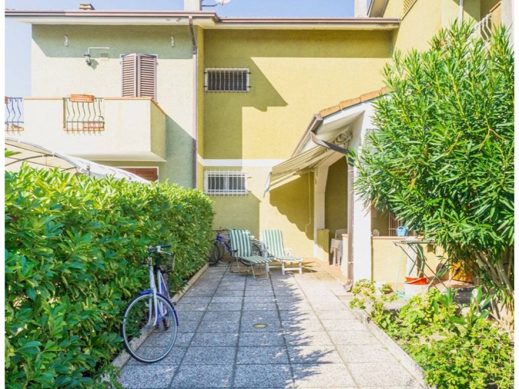 Villetta a schiera a Comacchio in Viale Panama, 54 - Foto 3