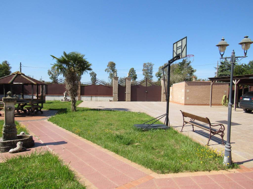 Villa a Sabaudia in Strada Gianfilippo - Foto 5