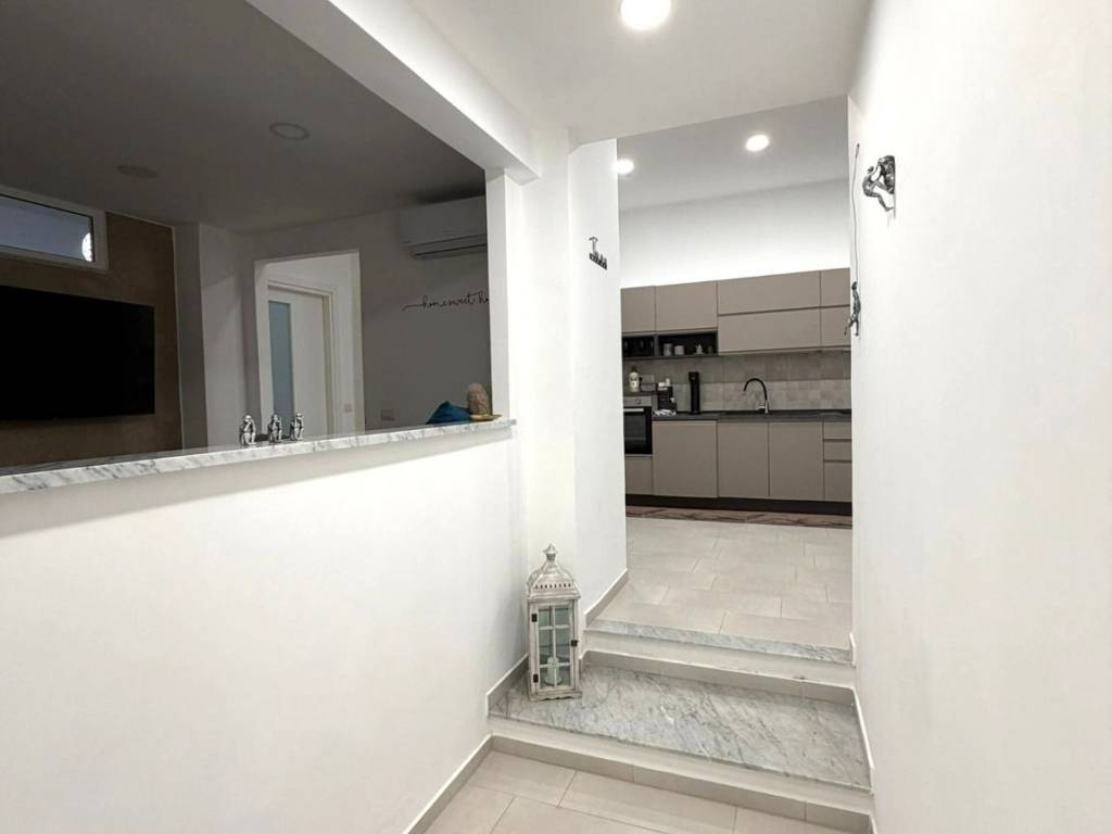 Appartamento a Pozzuoli in Traversa Pisciarelli Terza - Foto 4